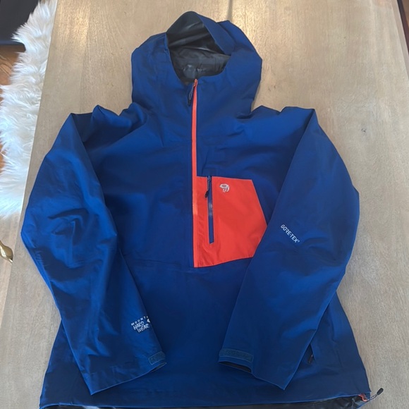Mountain Hardwear Blue and Red Jacket - Picture 4 of 4